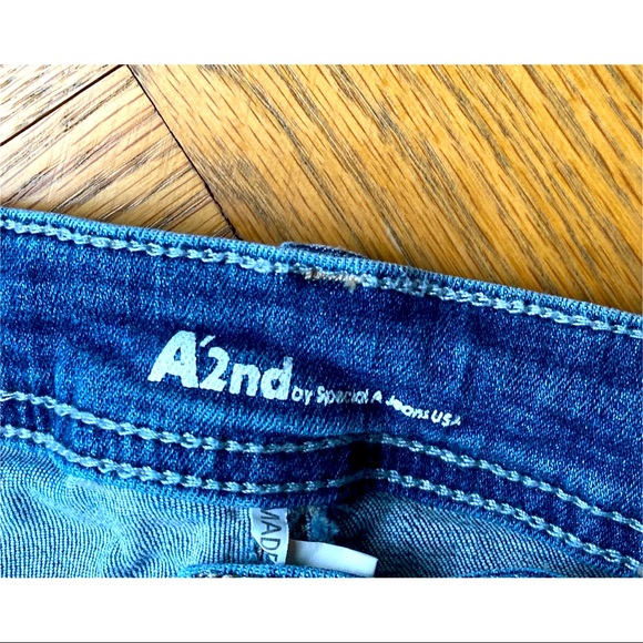 A2nd Jean Shorts // S - Picture 3 of 4